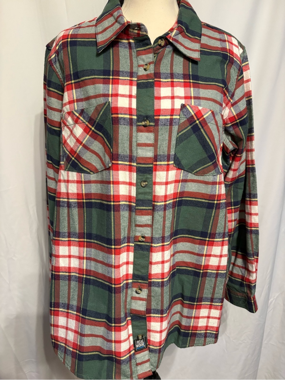 Real Work Relaxed Plaid Button Up Cotton Blend Shirt in Green & Red SZ LR 12/14.